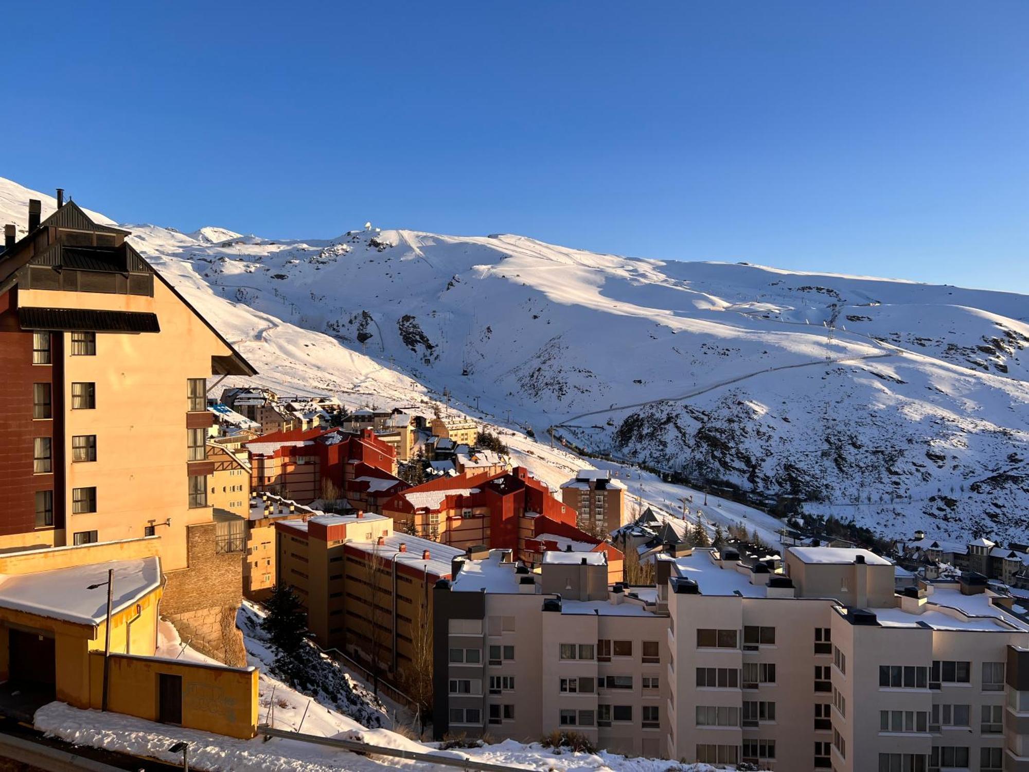 Sierra Nevada Apartamento, Ideal Para Grupos, Aparcamiento En La Puerta Y Con Impresionantes Vistas المظهر الخارجي الصورة